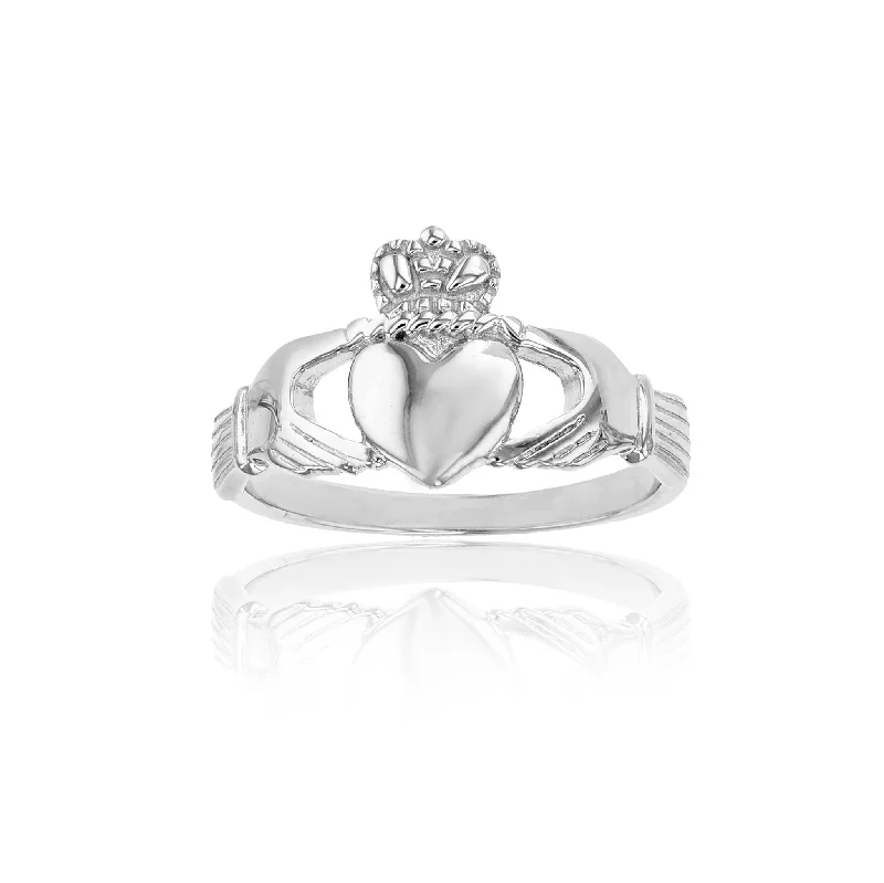 Personalized Gold Band Ring for Men’s Wedding-Textured Claddagh Ring (Silver)