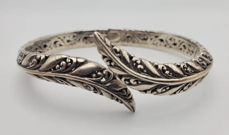 Luxury Silver Bangles with Diamond Inlay Accents-Sarda - Vintage Sterling Silver Filigree Hinged Bangle Bracelet