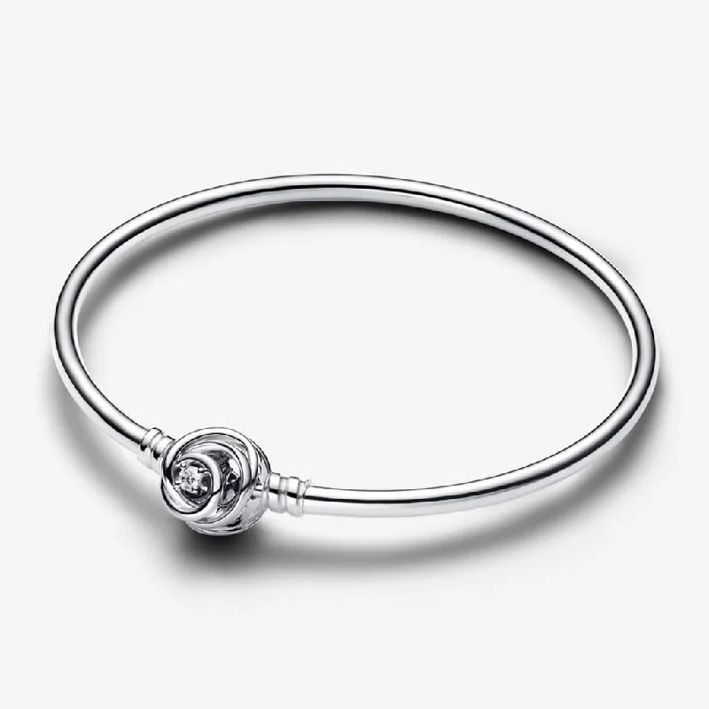 Customizable Silver Bangles for Bridesmaids-PANDORA : Pandora Moments Encircled Clasp Bangle - Silver