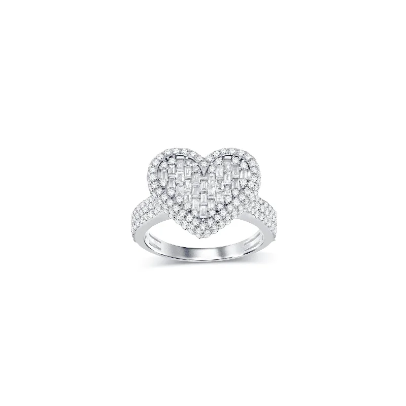 Custom Men’s Ring with Engraved Initials-Diamond Icy Baguettes & Round Heart Ring (14K)