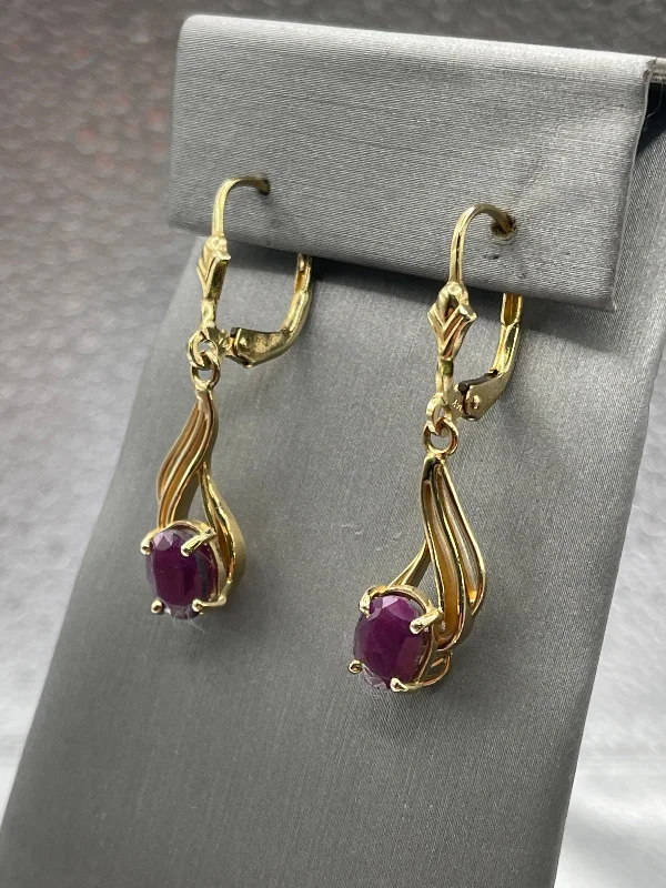 Elegant Sapphire Earrings for Special Events-Ladies 14 Karat Solid Yellow Gold Ruby Earrings