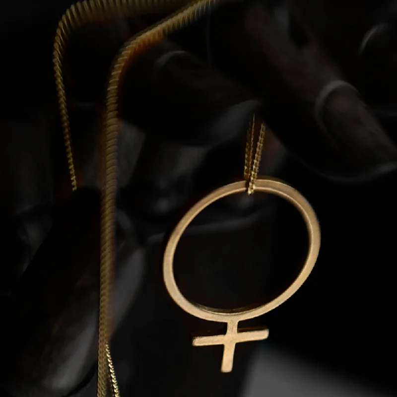 Simple Gold Necklace with Minimalist Pendant-Hilma Feminist Necklace Bronze